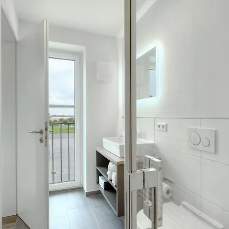 Cozy In With Kitchen Apartment