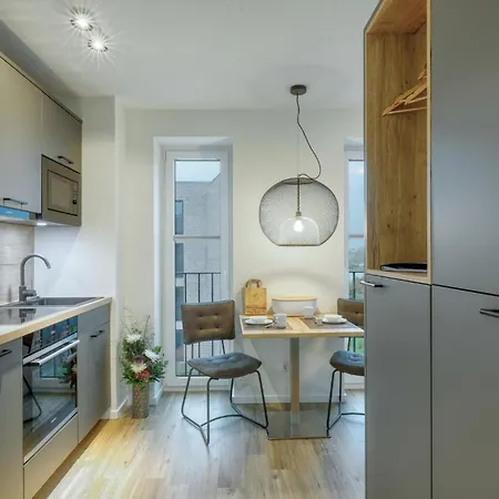 Apartment Cozy In With Kitchen *